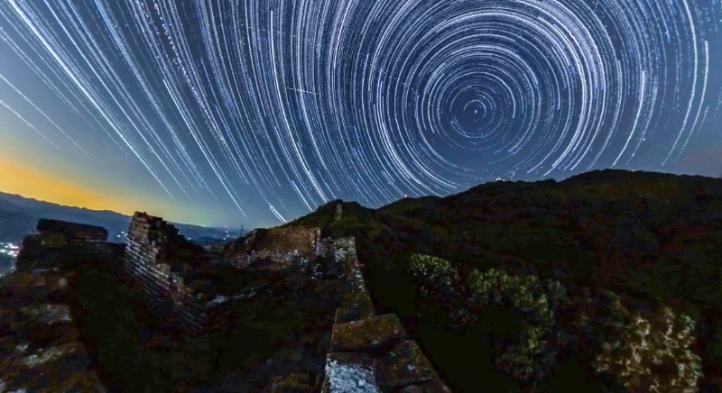 Best 360 camera motorcycle: Insta360 X5 nightlapse on the Great Wall of China