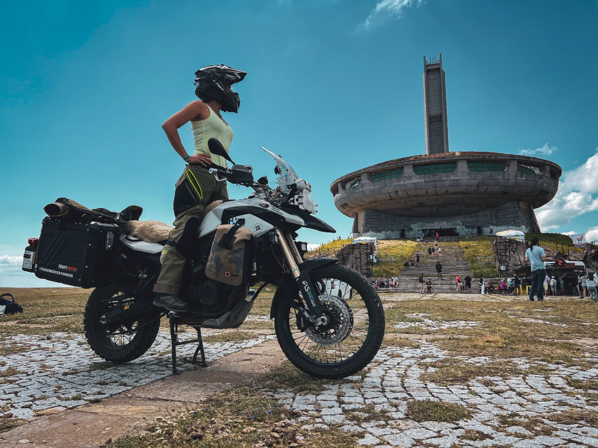 Bouzloudja Bulgarie — urbex meets festival