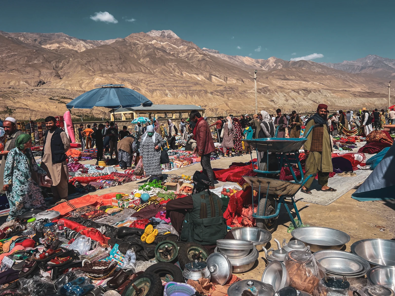 Afghan market on no man's land at Ishkashim, Tajikistan-Afghanistan border