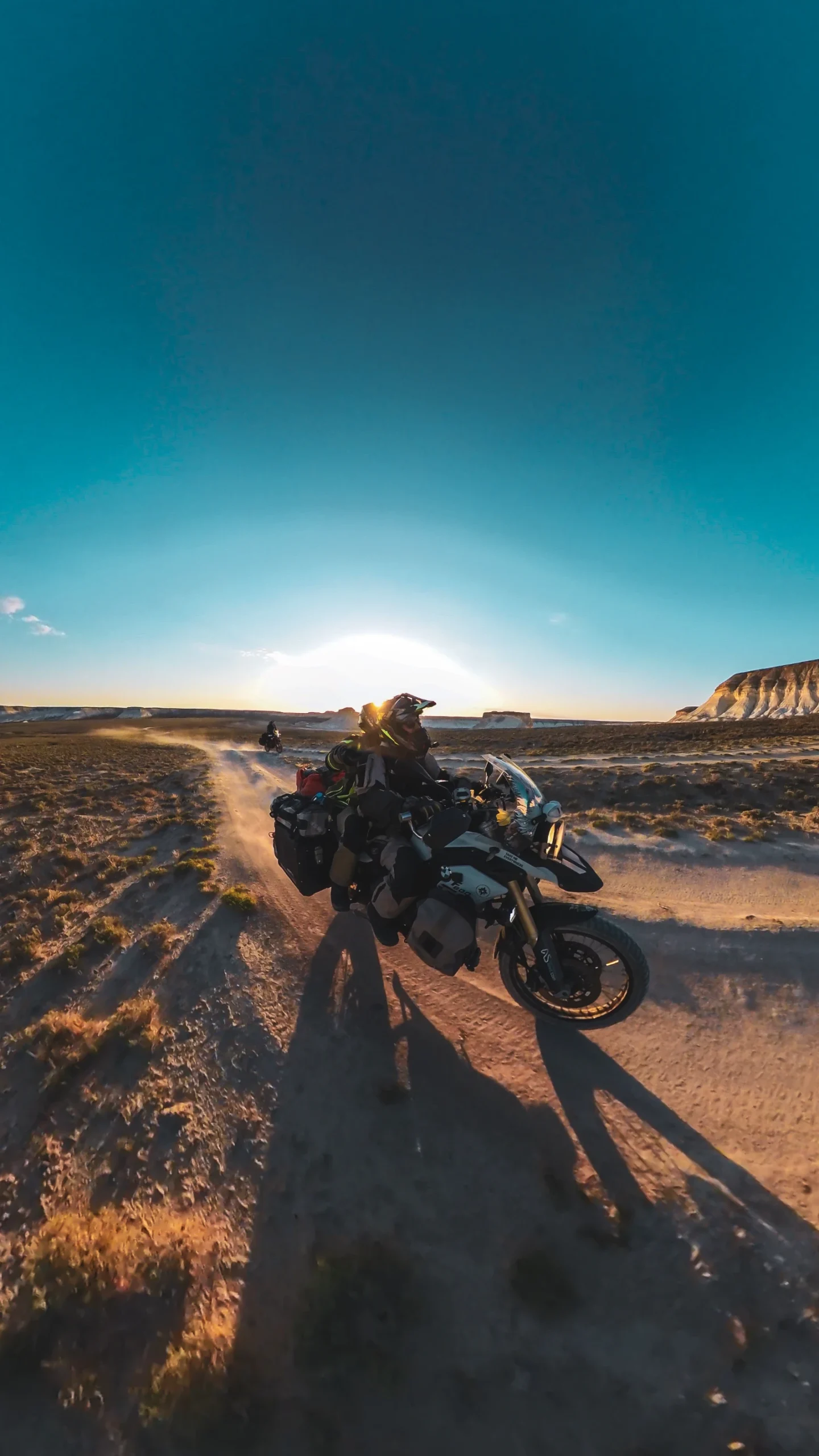 Insta360 sunrise shot after wild camping at Bozjyra — Mangystau Desert