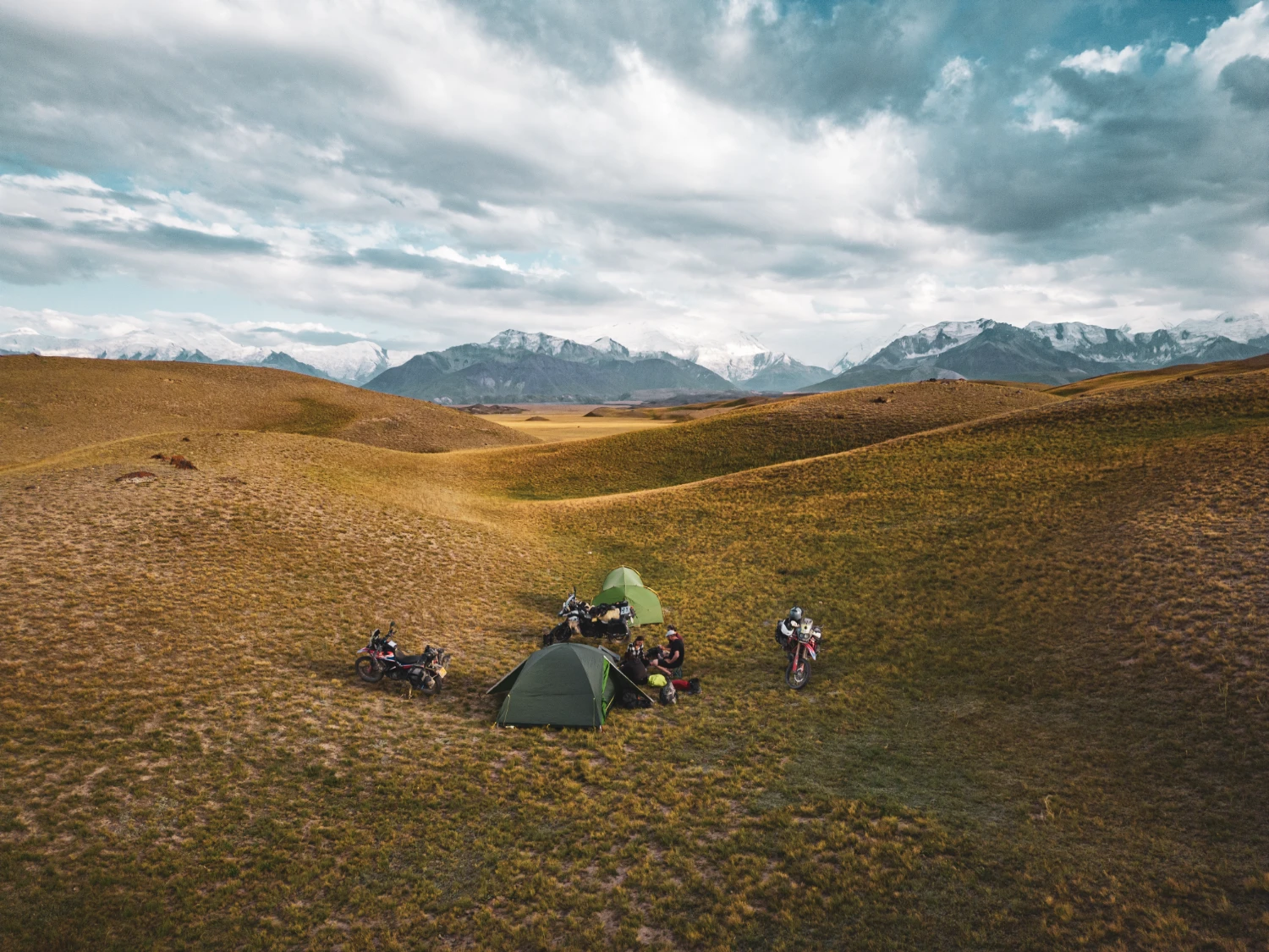 motorcycle travel Kyrgyzstan mountain piste
