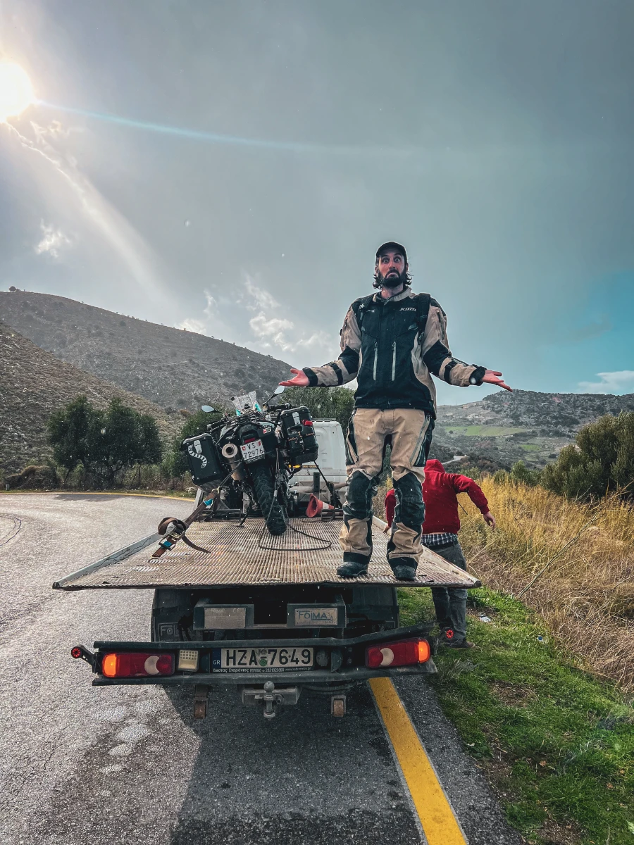Falkor's fuel pump repair in Crete