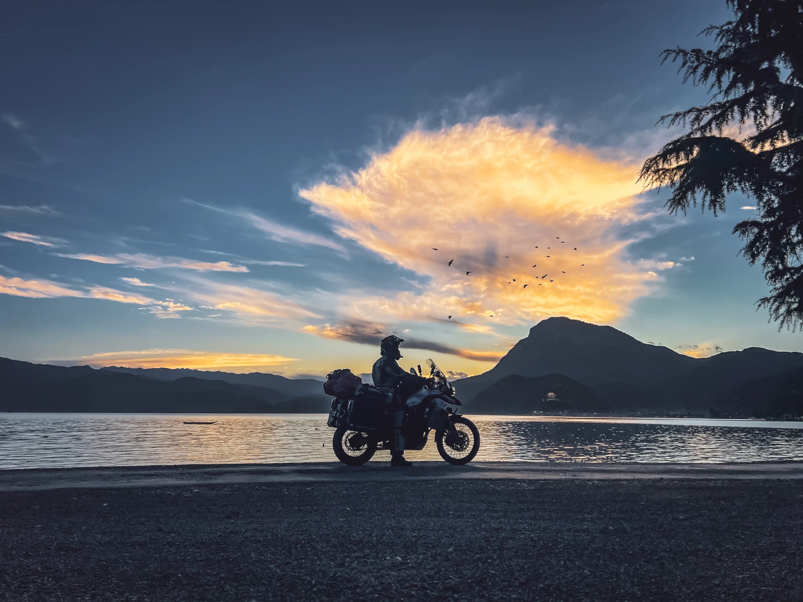 motorcycle travel China Lugu Lake Falkor Yunnan festival